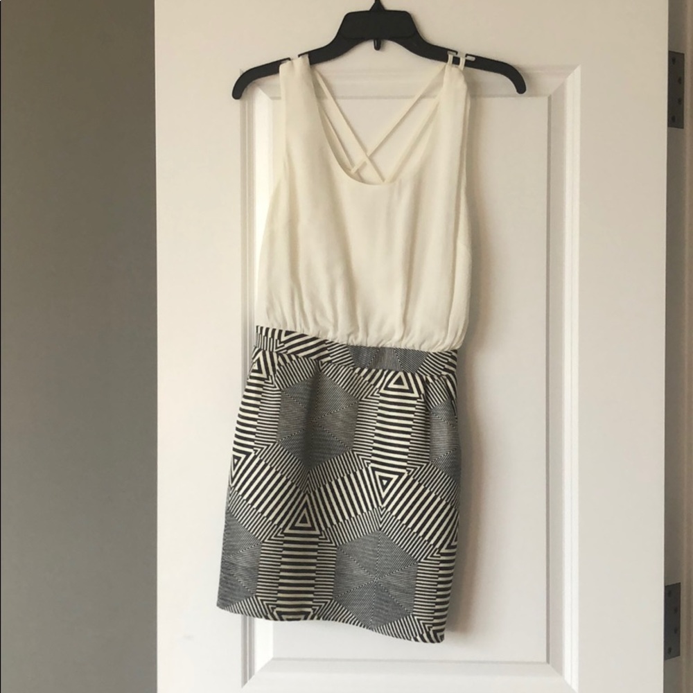 White mini-dress with printed bottom